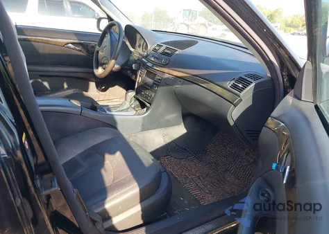 2003 Mercedes-Benz E 500 z USA, uszkodzony, nr VIN WDBUF70J73A125902